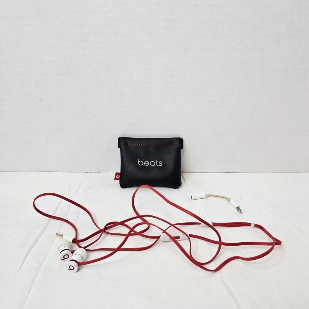 Beats by Dre Red and White Earbud Headphones with Black Carry Pouch